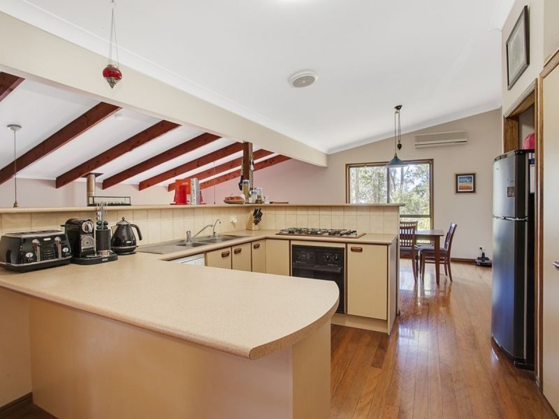 128 Narrow Leaf Road, Advancetown QLD 4211