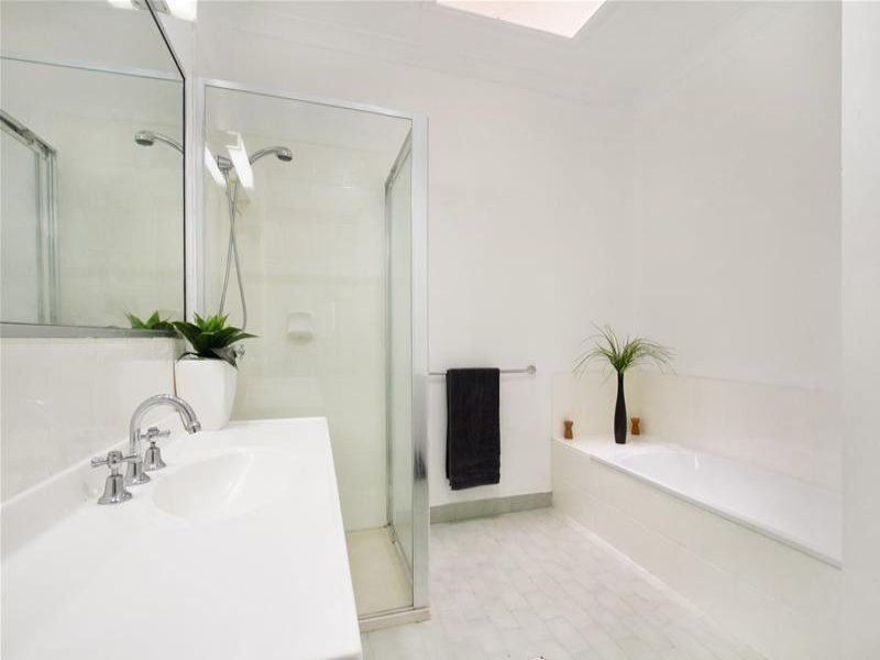 46 Doubleview Drive, Elanora QLD 4221