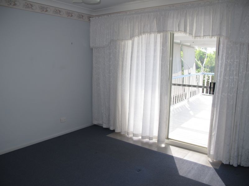 8 Rob Roy Court, Highland Park QLD 4211