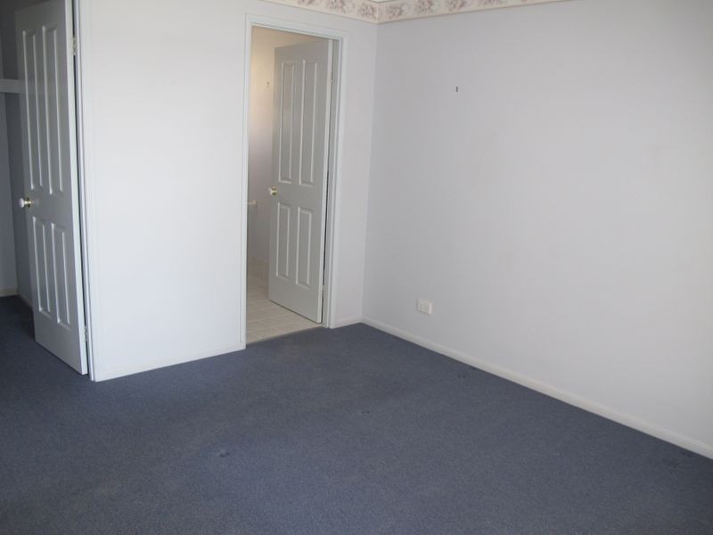 8 Rob Roy Court, Highland Park QLD 4211