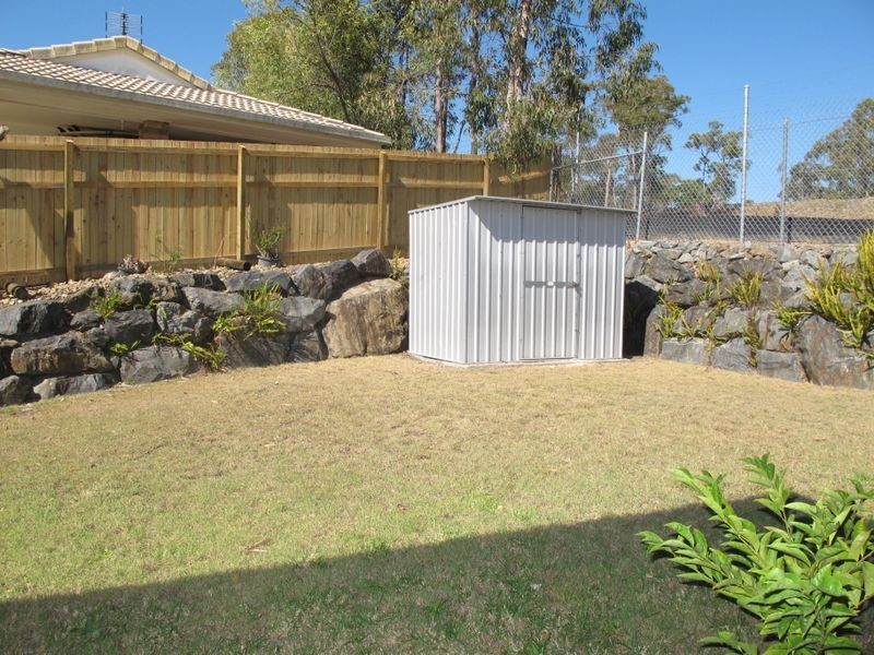 8 Rob Roy Court, Highland Park QLD 4211