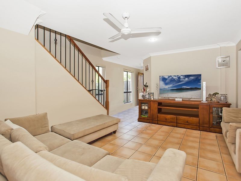 2/15 Mcrae Circuit, Pacific Pines QLD 4211