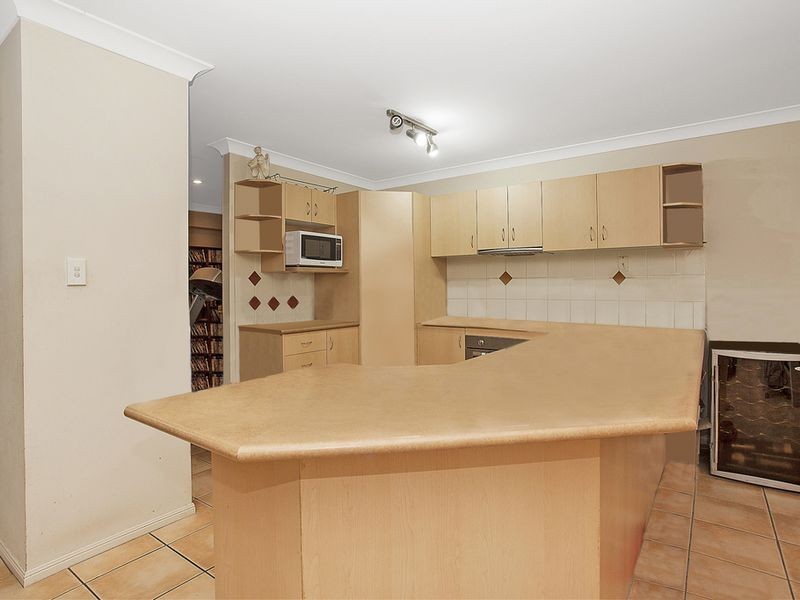 2/15 Mcrae Circuit, Pacific Pines QLD 4211