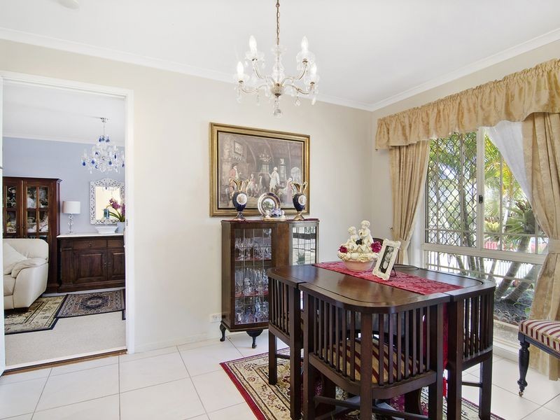 2 Tamarind Close, Nerang QLD 4211