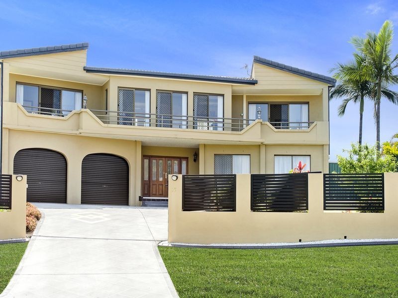 15 Milbong Terrace, Ashmore QLD 4214