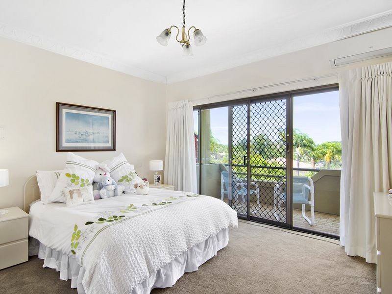 15 Milbong Terrace, Ashmore QLD 4214