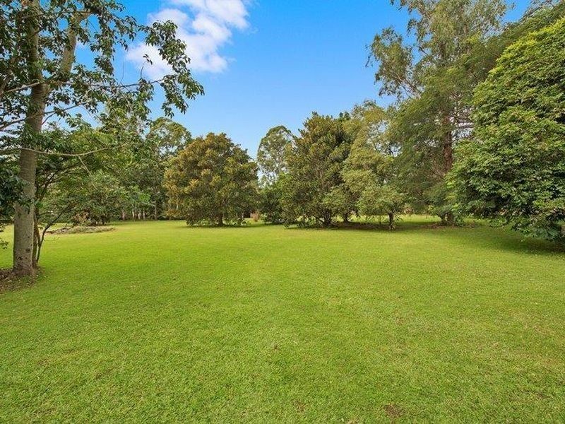 2 Braeside Crescent, Maudsland QLD 4210