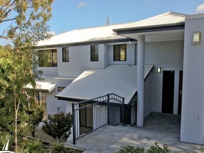 1/24 Alison Road, Carrara QLD 4211