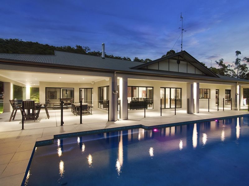 627 Bonogin Road, Bonogin QLD 4213