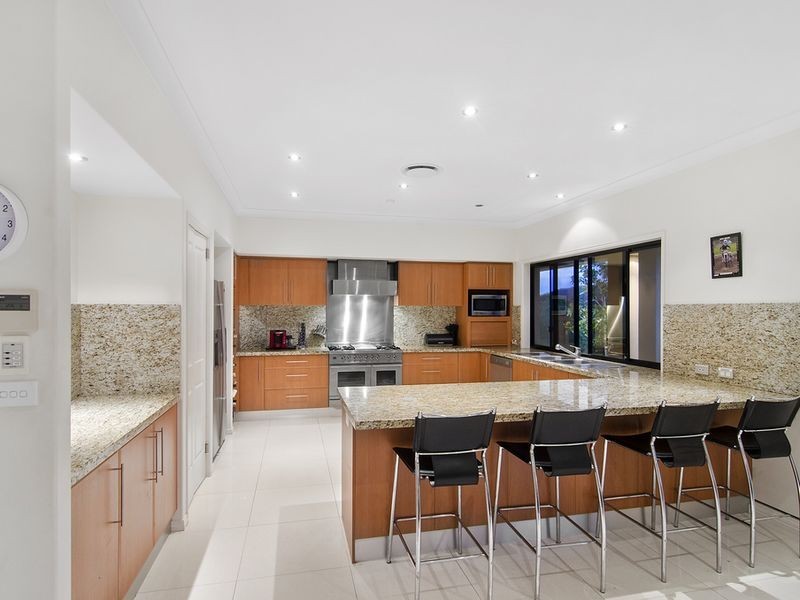 627 Bonogin Road, Bonogin QLD 4213