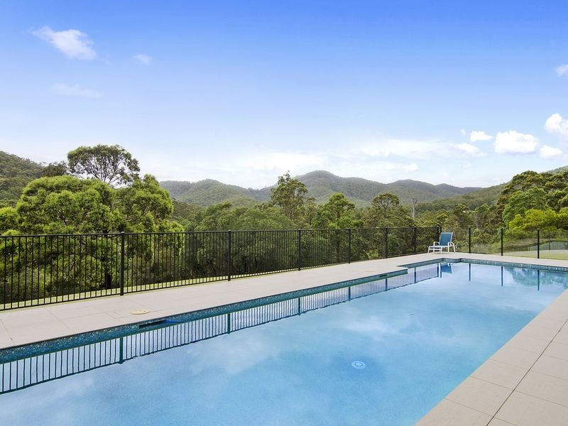 627 Bonogin Road, Bonogin QLD 4213