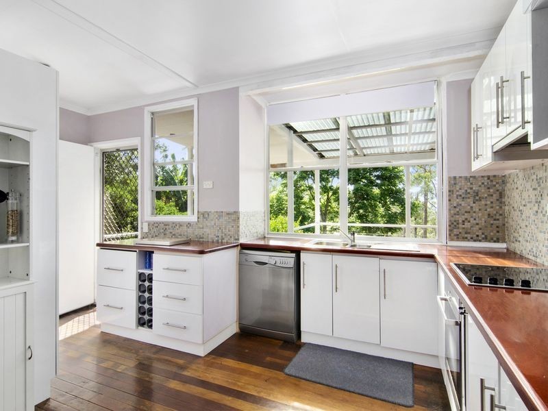 2747 Beechmont Road, Canungra QLD 4275