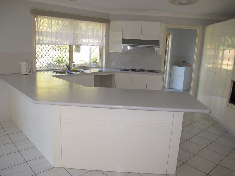 14 Kincaid Drive, Highland Park QLD 4211