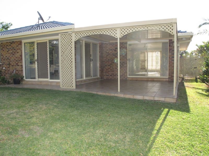 14 Kincaid Drive, Highland Park QLD 4211
