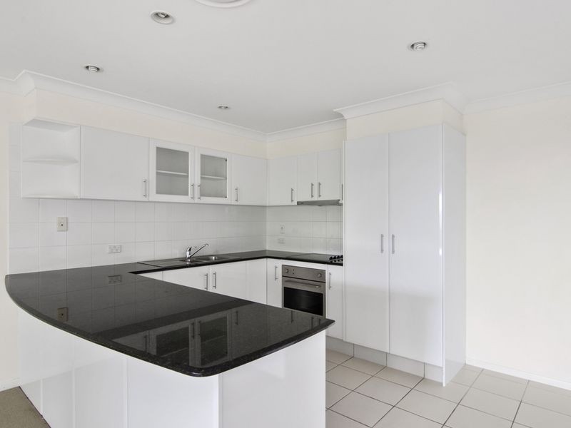 26/2 Ridgeline Way, Highland Park QLD 4211