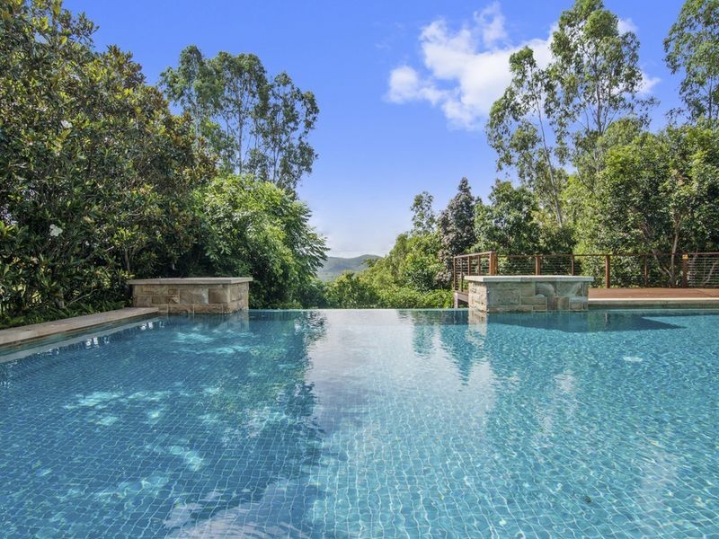 26/2 Ridgeline Way, Highland Park QLD 4211