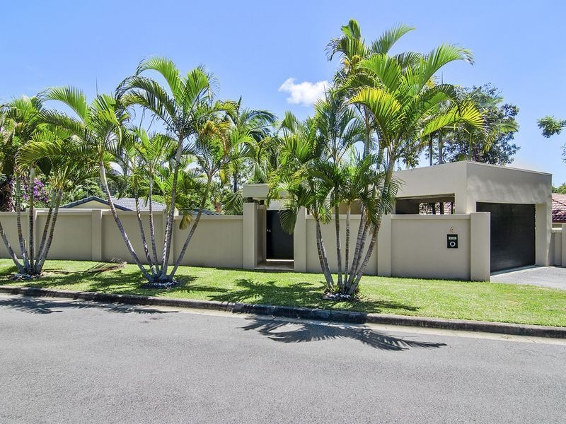 4 Winani Drive, Ashmore QLD 4214