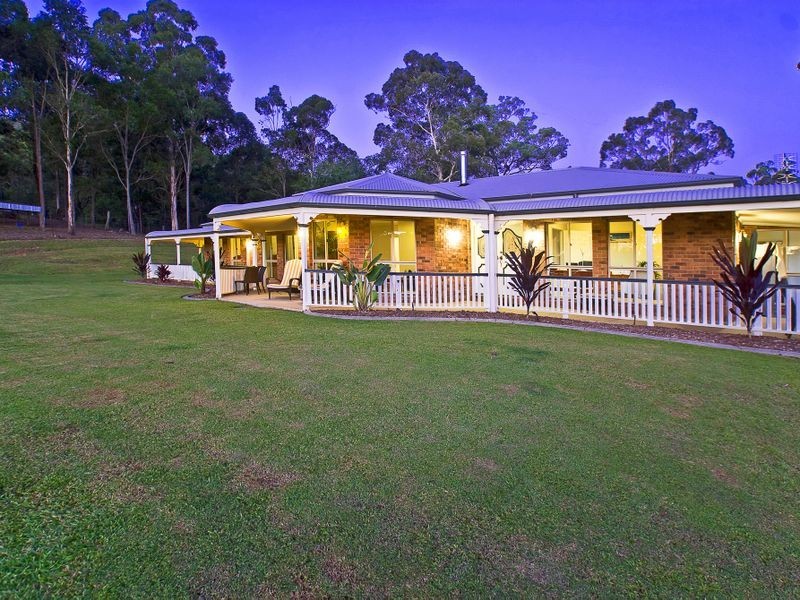 15 Haven Court, Maudsland QLD 4210