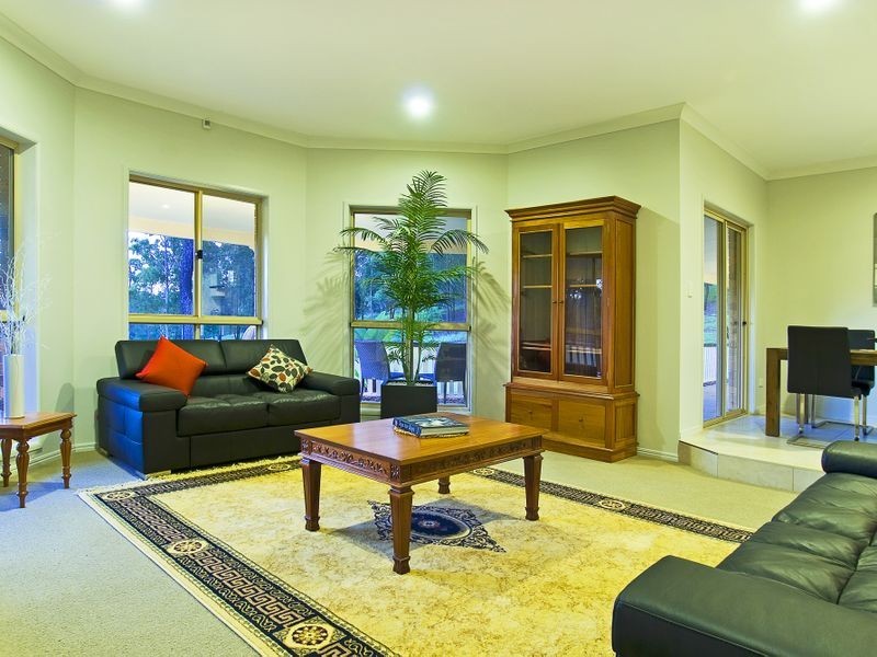 15 Haven Court, Maudsland QLD 4210