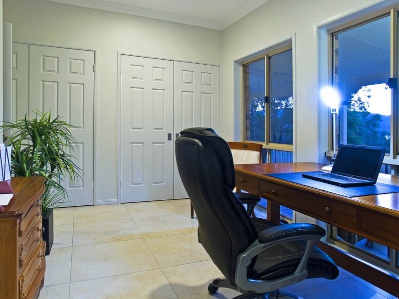 15 Haven Court, Maudsland QLD 4210