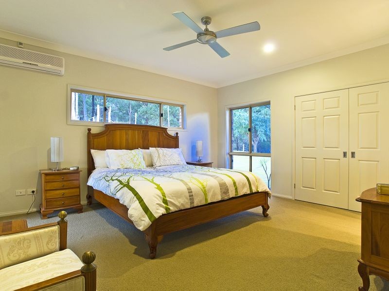 15 Haven Court, Maudsland QLD 4210