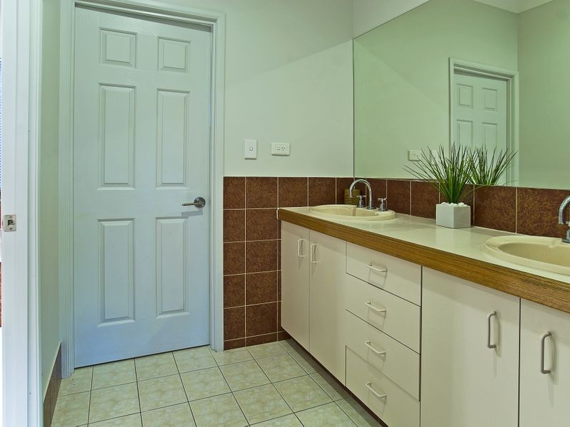 15 Haven Court, Maudsland QLD 4210