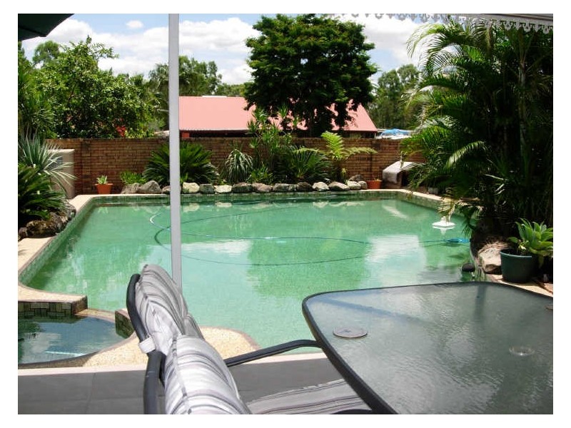 31 Nerang River Drive, Nerang QLD 4211