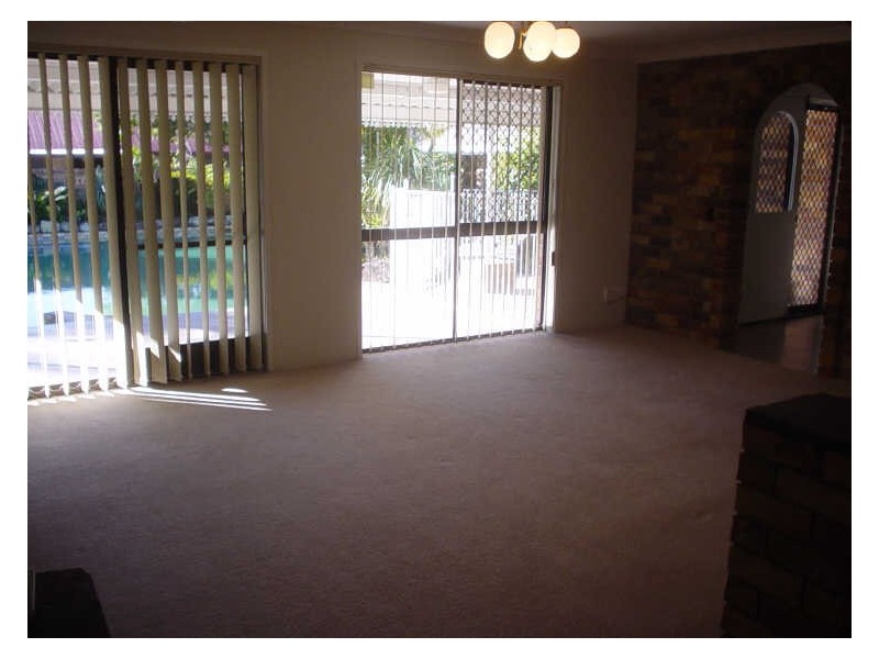 31 Nerang River Drive, Nerang QLD 4211