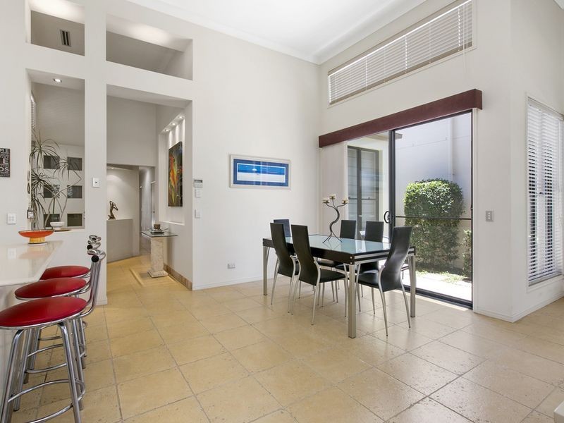 2012/1 The Vistas Drive, Carrara QLD 4211