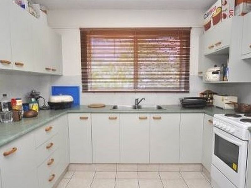 32/224 Marine Parade, Labrador QLD 4215