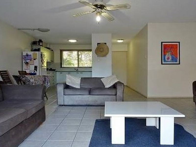 32/224 Marine Parade, Labrador QLD 4215