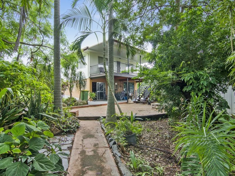 45 Nerang Broadbeach Road, Nerang QLD 4211