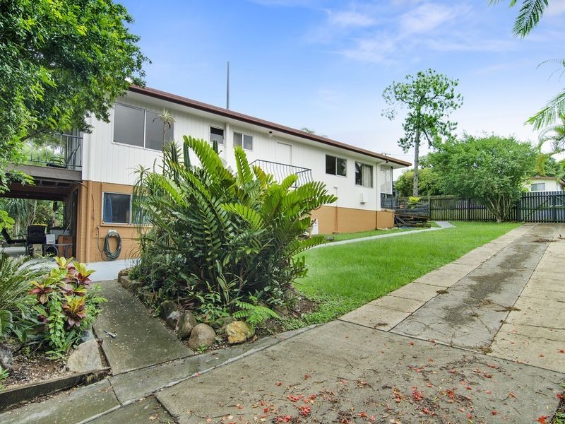 45 Nerang Broadbeach Road, Nerang QLD 4211
