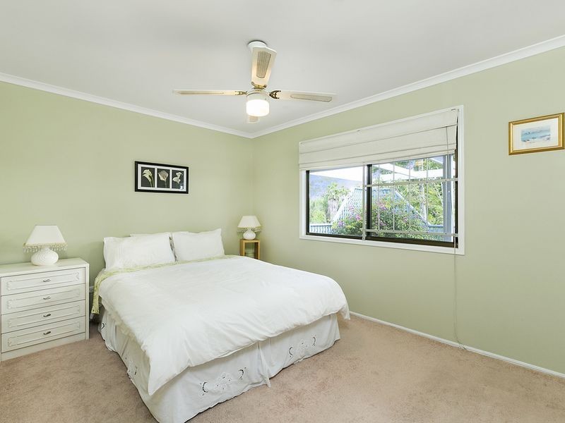 18 Alexander Drive, Highland Park QLD 4211