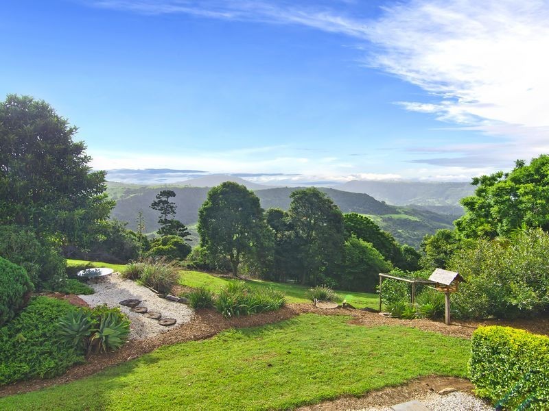 1-3 Wattle Court, Beechmont QLD 4211