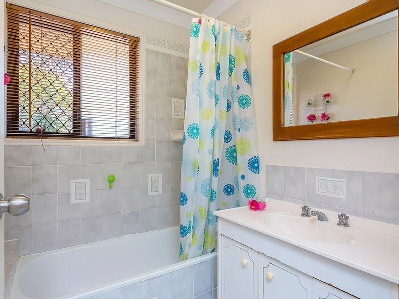 5 Verdant Place, Carrara QLD 4211