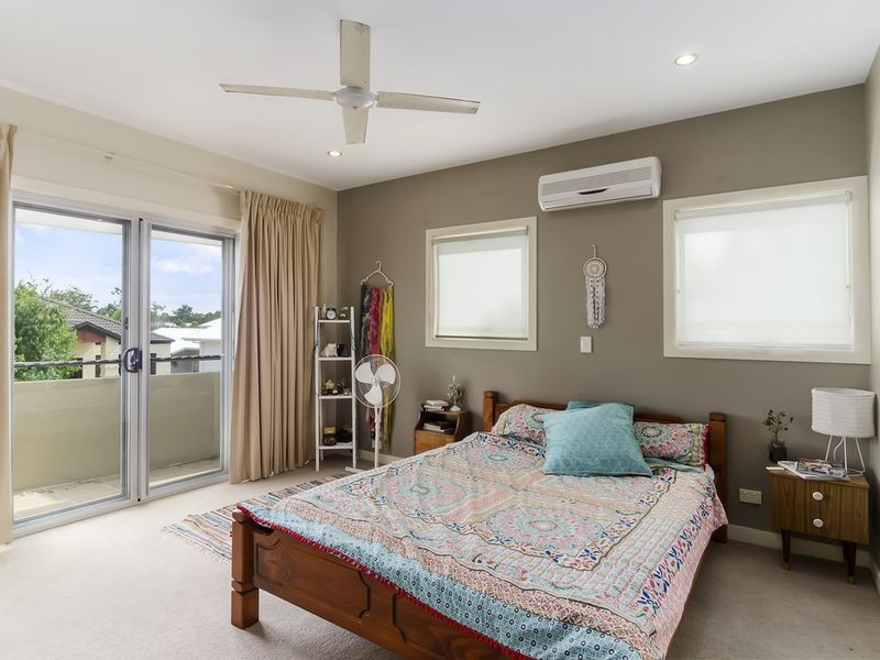 2/10 Valbonne Avenue, Varsity Lakes QLD 4227