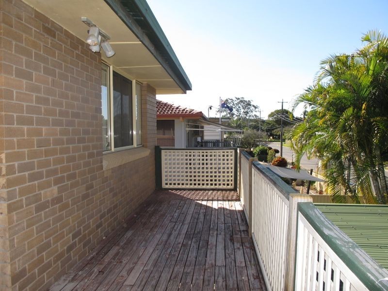 17 Paradise Street, Nerang QLD 4211