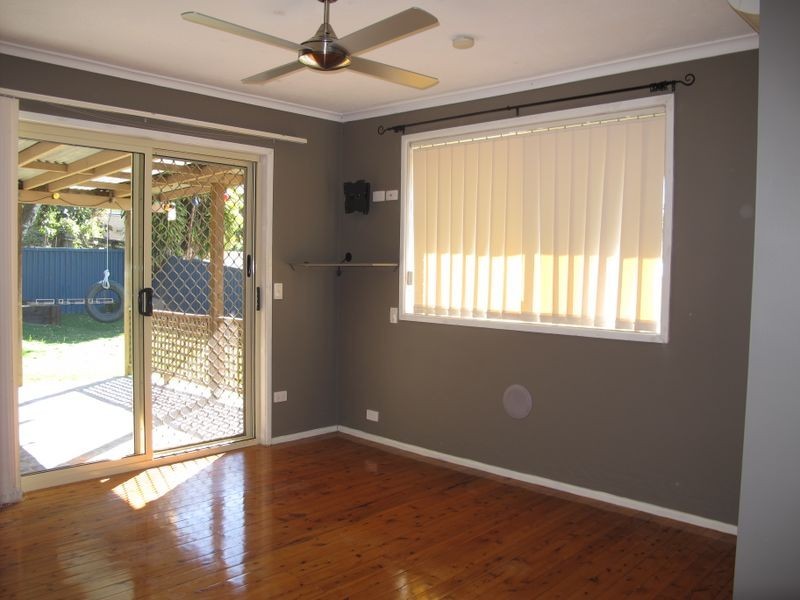 17 Paradise Street, Nerang QLD 4211