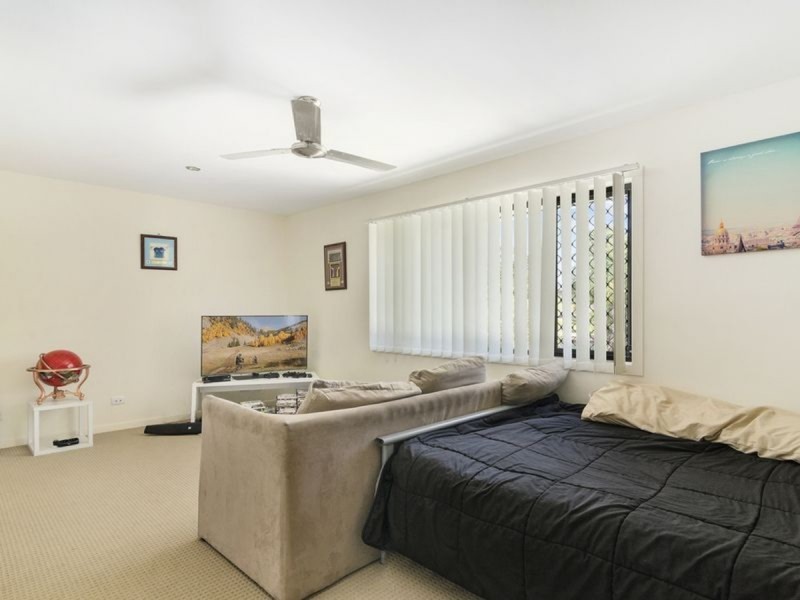 2/24 Alison Road, Carrara QLD 4211