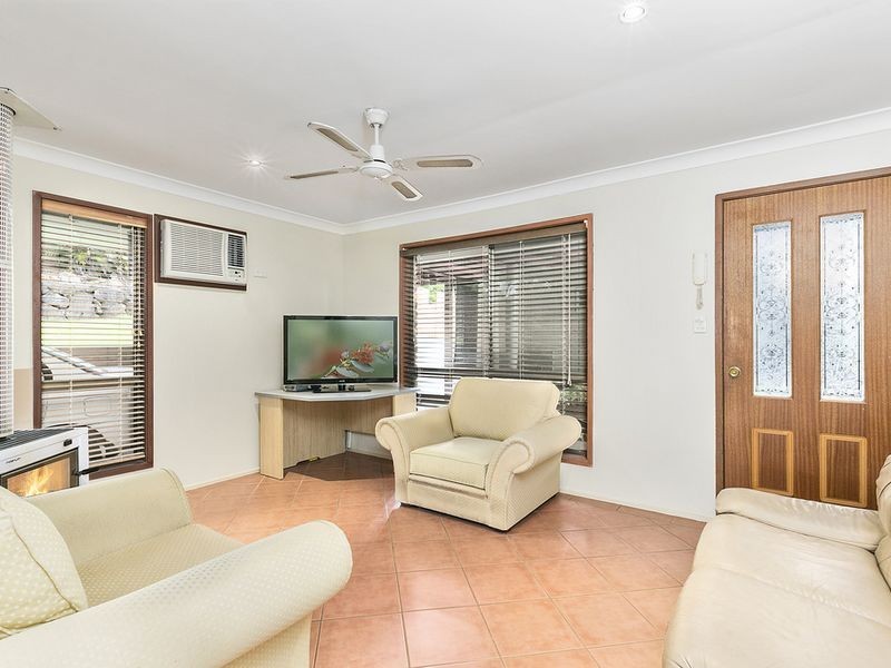 23 Jabiluka Drive, Highland Park QLD 4211