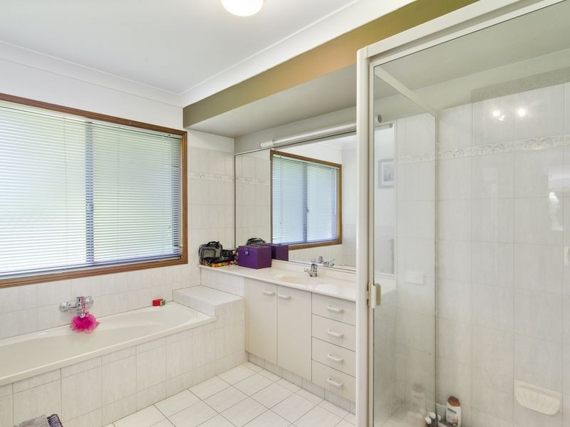 11 Westchester Court, Nerang QLD 4211