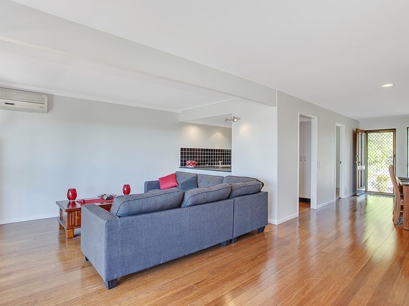 14/11 Balfour Crescent, Highland Park QLD 4211