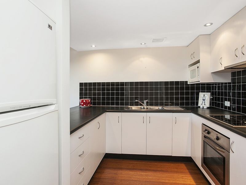 14/11 Balfour Crescent, Highland Park QLD 4211