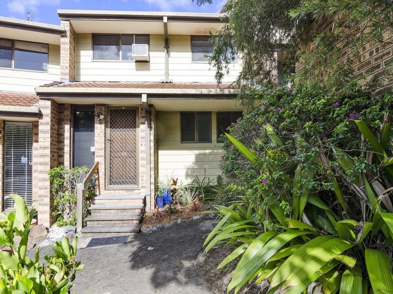 14/11 Balfour Crescent, Highland Park QLD 4211