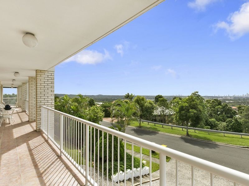 59 Armstrong Way, Highland Park QLD 4211