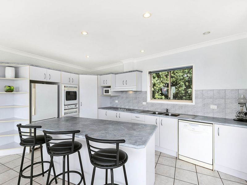 59 Armstrong Way, Highland Park QLD 4211