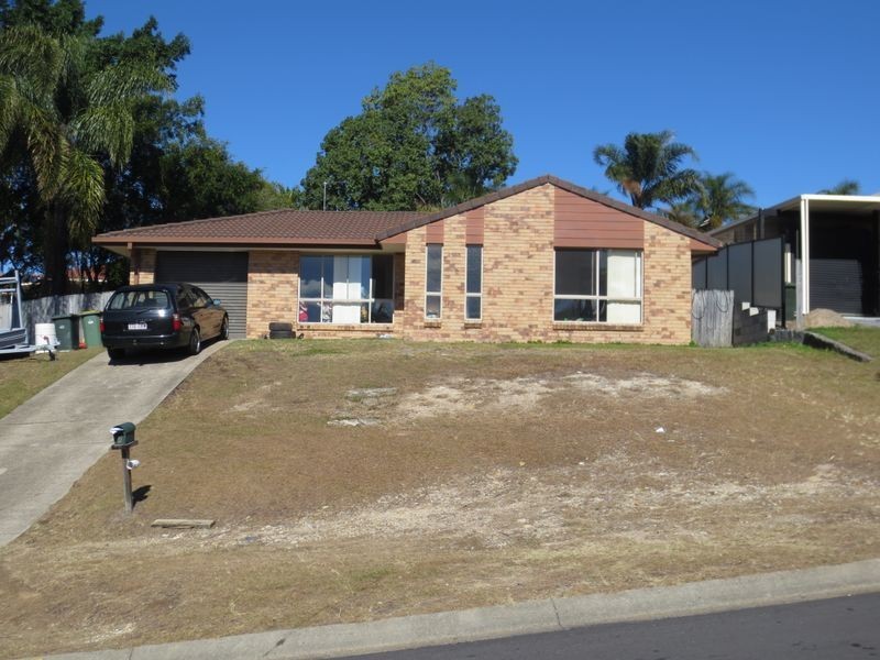 4 Leesa Court, Highland Park QLD 4211