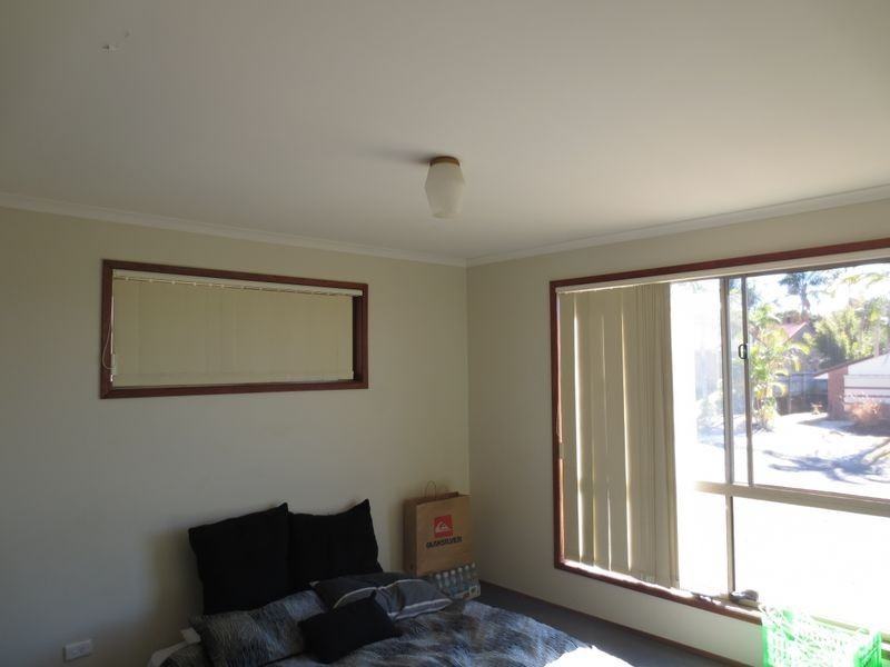 4 Leesa Court, Highland Park QLD 4211