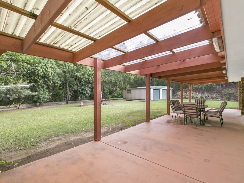 17 Josephine Terrace, Highland Park QLD 4211